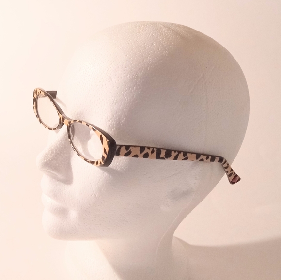 Betsey Johnson Animal Print Slight Cat Eye BJR101 Cream Oval Eyeglasses Frame - Picture 3 of 11